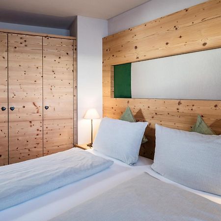 Aparthotel Nei Y Suredl Nevesole Corvara Pokoj fotografie