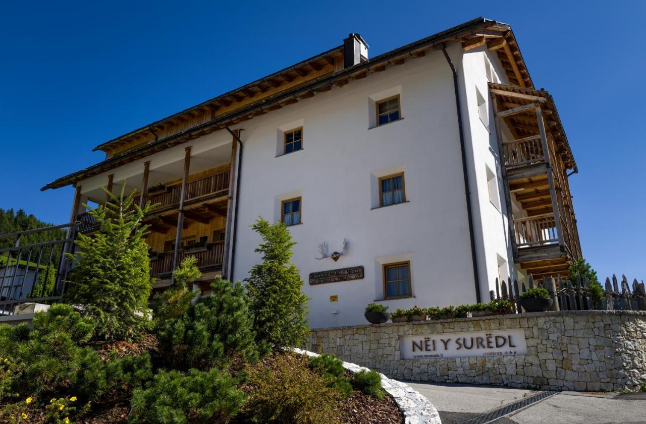 Aparthotel Nei Y Suredl Nevesole Corvara Exteriér fotografie
