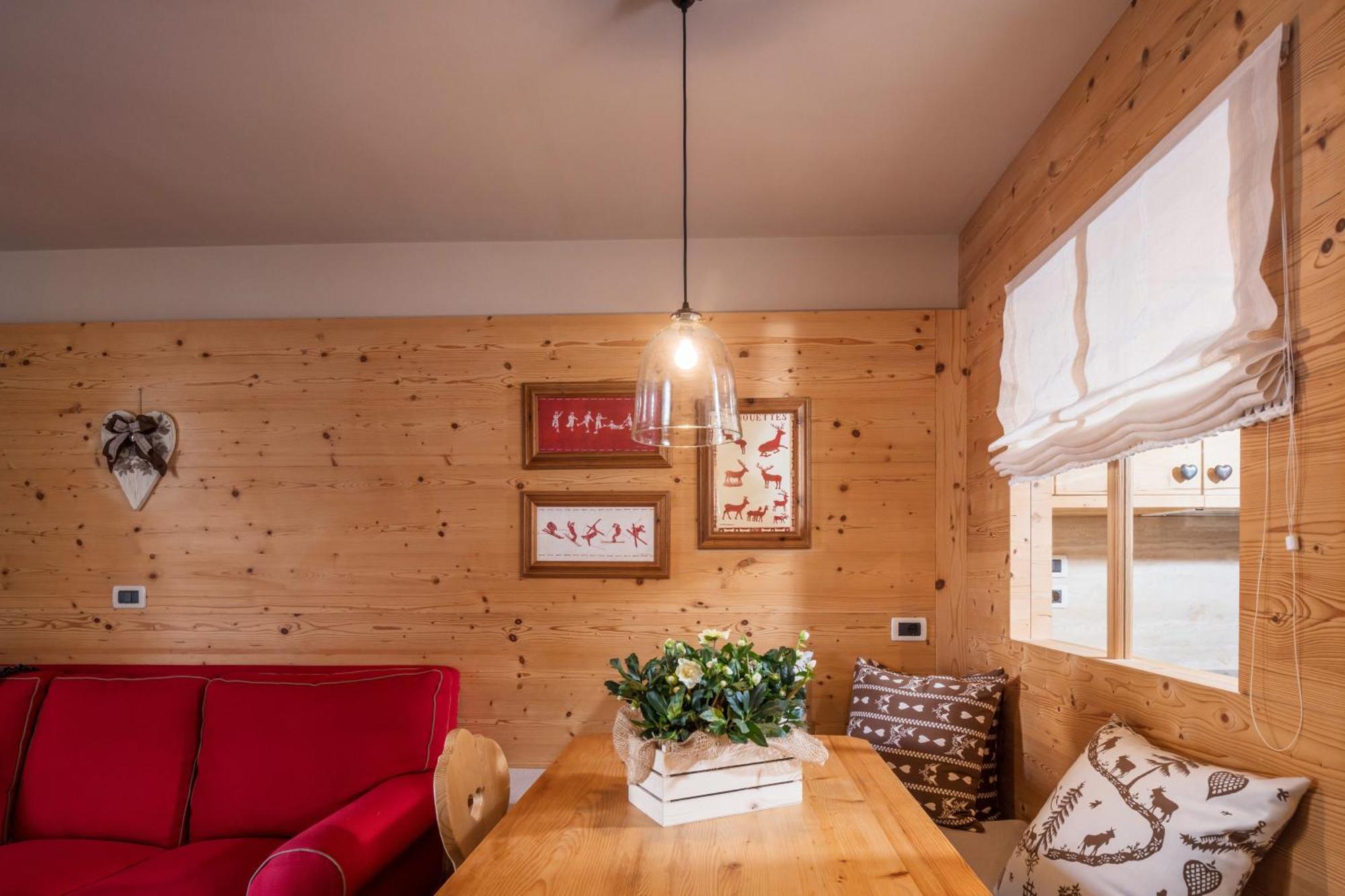 Aparthotel Nei Y Suredl Nevesole Corvara Pokoj fotografie