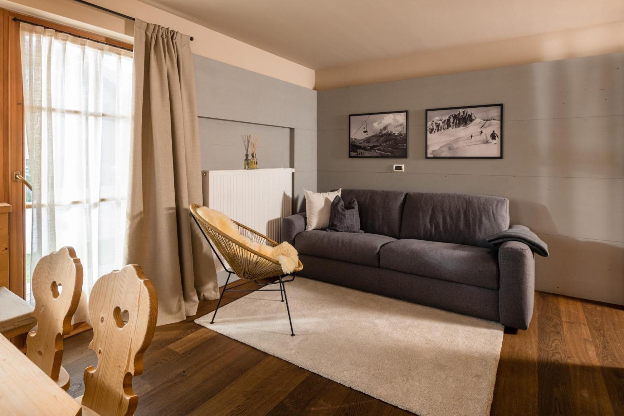 Aparthotel Nei Y Suredl Nevesole Corvara Pokoj fotografie